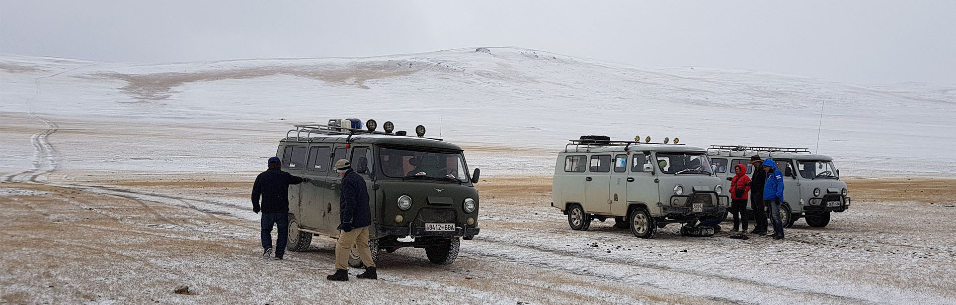 4×4 Adventure in Mongolian Altai Mountains